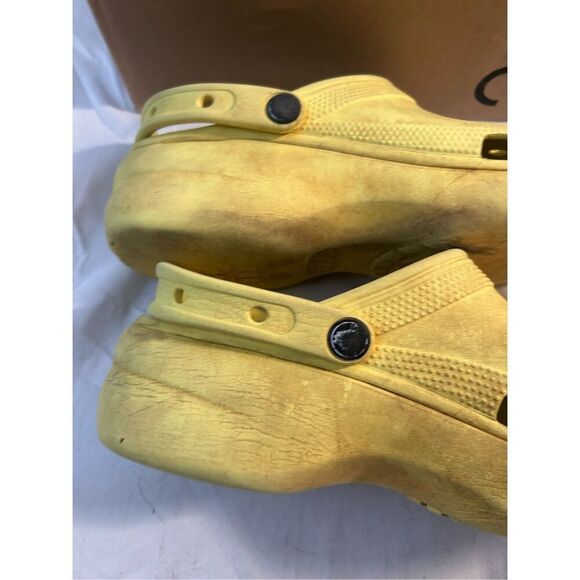 Croc iconic comfort platforms yellow 11 thrashed discoloration - Picture 5 of 8